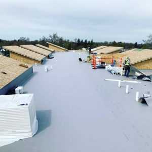 How to Choose the Best Commercial Flat Roofing Contractors in Richland (Avoid Costly Mistakes)